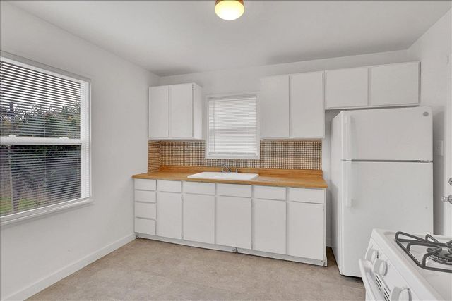 6321 37th Ave, Sacramento, CA 95824