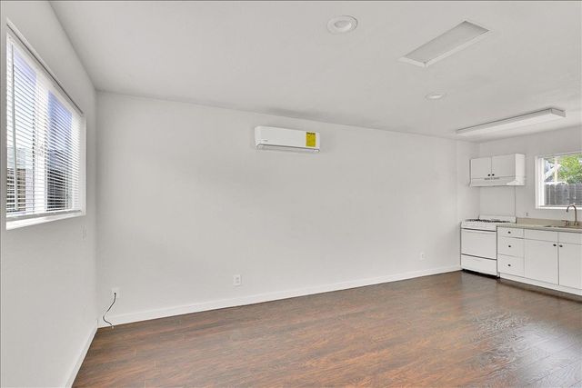 6321 37th Ave, Sacramento, CA 95824