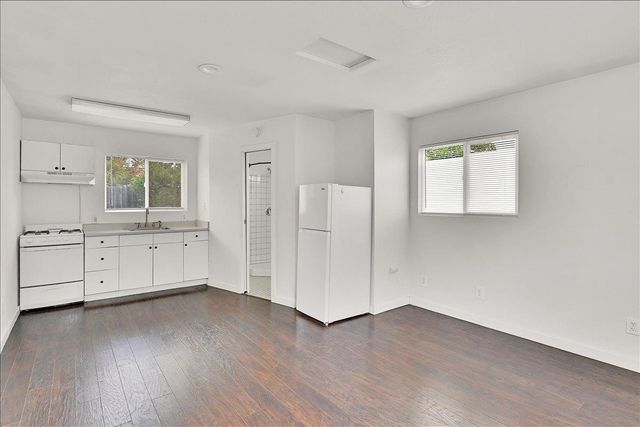 6321 37th Ave, Sacramento, CA 95824