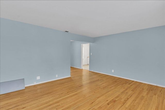 6321 37th Ave, Sacramento, CA 95824