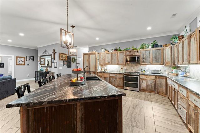 13961 NW County Rd 15002 Road, Drexel, MO 64742