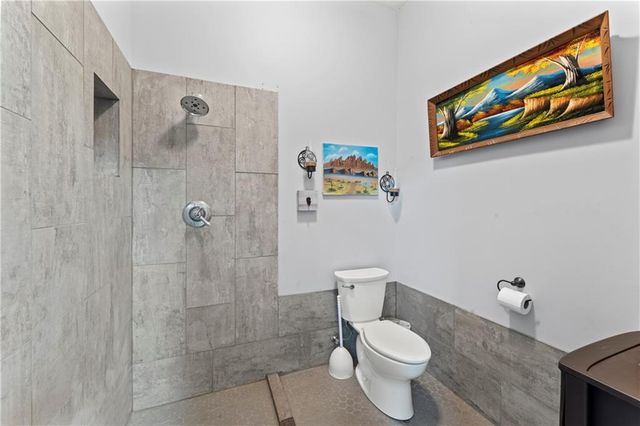 13961 NW County Rd 15002 Road, Drexel, MO 64742