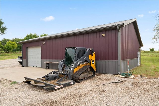 13961 NW County Rd 15002 Road, Drexel, MO 64742