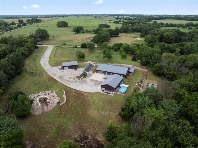 13961 NW County Rd 15002 Road, Drexel, MO 64742