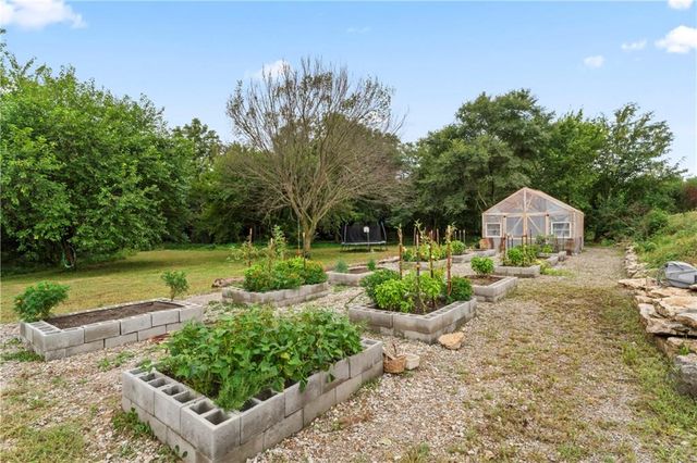 13961 NW County Rd 15002 Road, Drexel, MO 64742