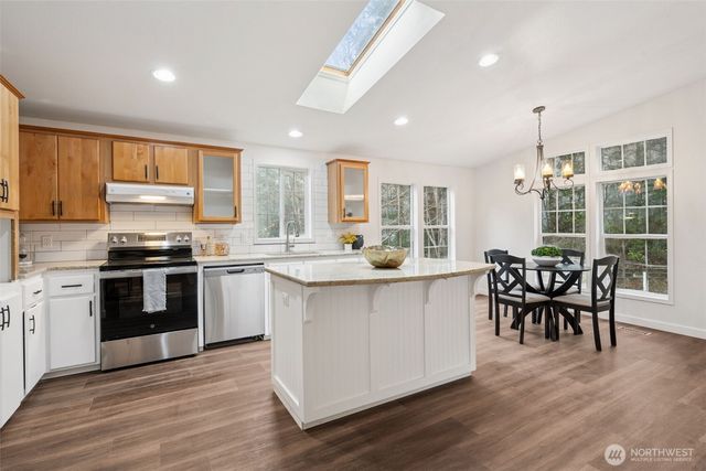 121 E Adam Lane, Belfair, WA 98528