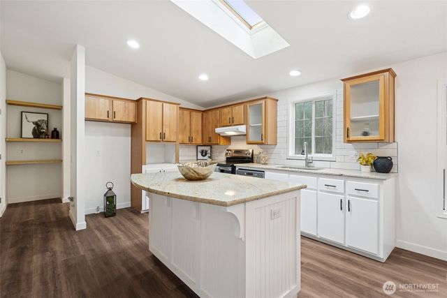 121 E Adam Lane, Belfair, WA 98528