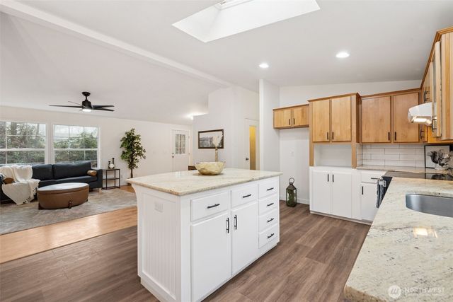 121 E Adam Lane, Belfair, WA 98528