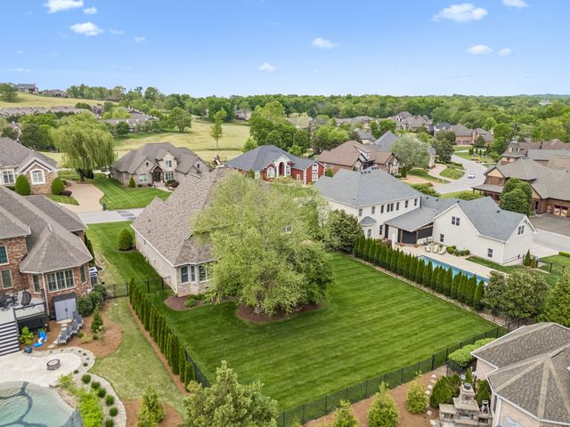 548 Ridgecrest Ln, Lebanon, TN 37087