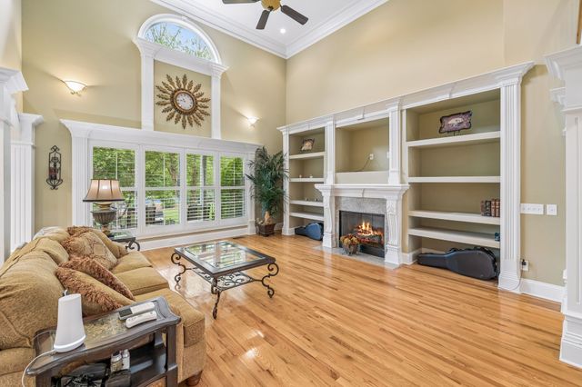 548 Ridgecrest Ln, Lebanon, TN 37087