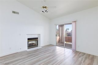 7701 Himalayas Avenue 204, Las Vegas, NV 89128
