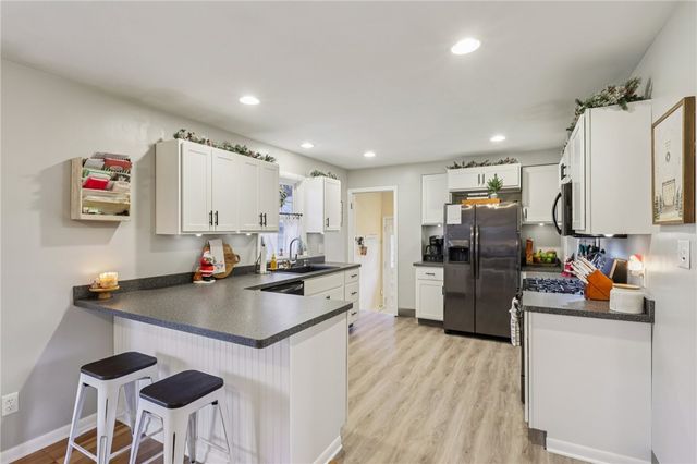 2001 Line Rd, Neshannock Twp, PA 16105