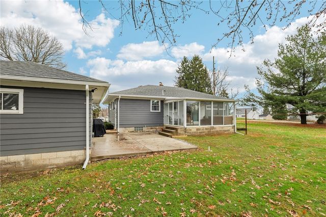 2001 Line Rd, Neshannock Twp, PA 16105