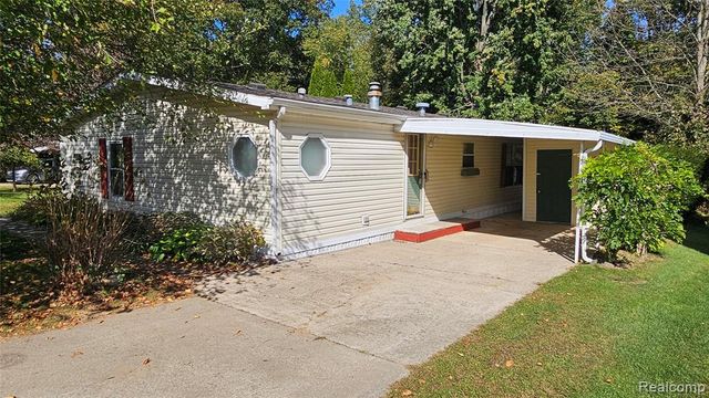 655 Park View, Clio, MI 48420