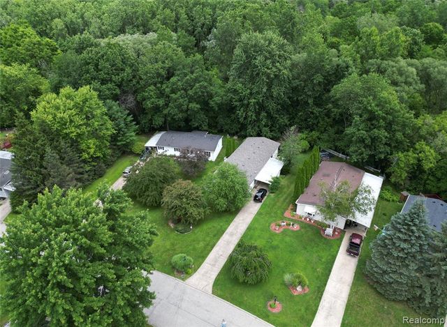 655 Park View, Clio, MI 48420