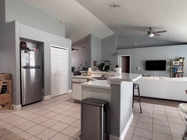 1004 CHATEAU CIRCLE, Minneola, FL 34715