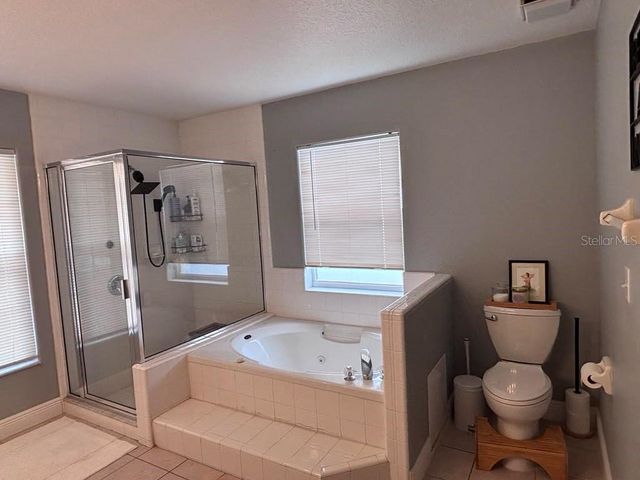 1004 CHATEAU CIRCLE, Minneola, FL 34715