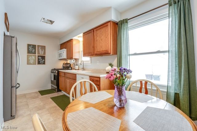 5767 W 46th Street, Parma, OH 44134