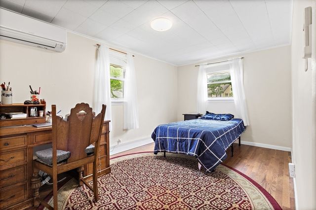 58 Sachem St, Billerica, MA 01821