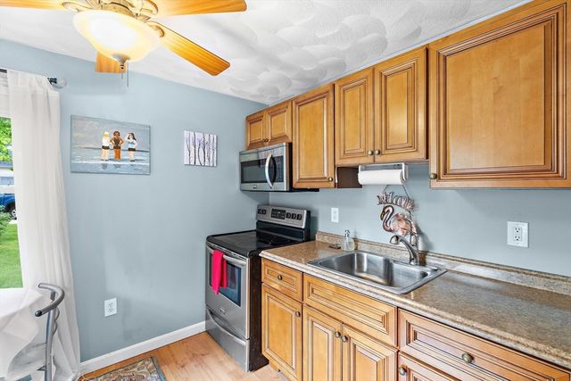 58 Sachem St, Billerica, MA 01821