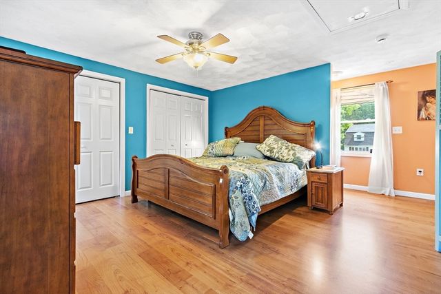 58 Sachem St, Billerica, MA 01821