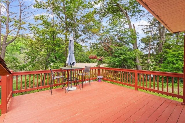 58 Sachem St, Billerica, MA 01821