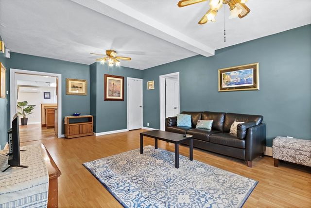 58 Sachem St, Billerica, MA 01821