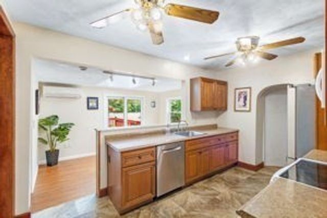 58 Sachem St, Billerica, MA 01821