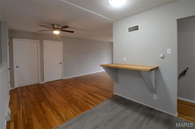 1980 Parker Road, Florissant, MO 63033