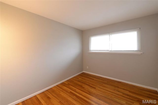 1980 Parker Road, Florissant, MO 63033