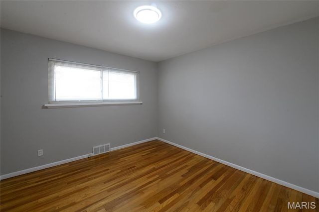 1980 Parker Road, Florissant, MO 63033