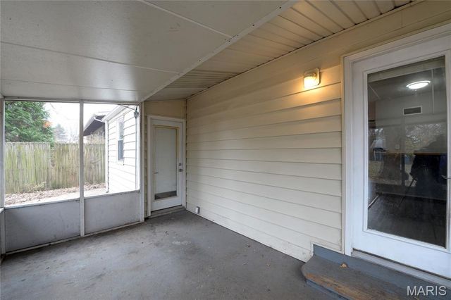 1980 Parker Road, Florissant, MO 63033