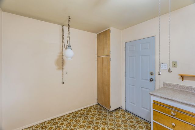 3816 Comanche Road NE, Albuquerque, NM 87110