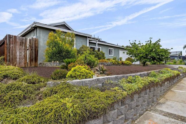 9475 Mast Blvd., Santee, CA 92071