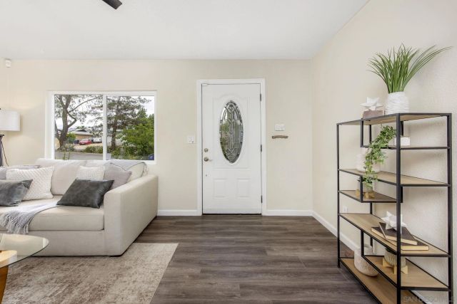 9475 Mast Blvd., Santee, CA 92071