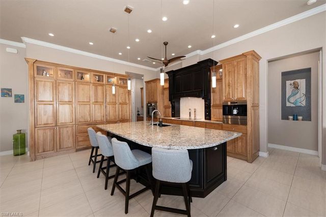 5338 Del Monte CT, Cape Coral, FL 33904