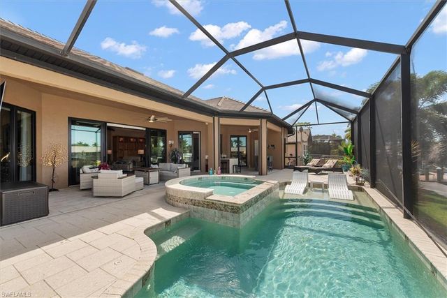 5338 Del Monte CT, Cape Coral, FL 33904