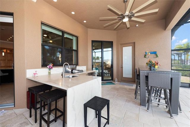 5338 Del Monte CT, Cape Coral, FL 33904