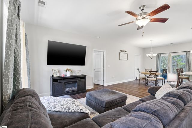 127 Clark Lane, Easley, SC 29640