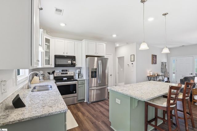 127 Clark Lane, Easley, SC 29640