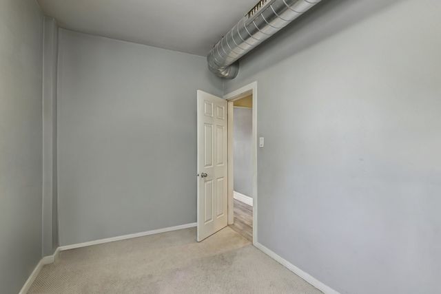 956 N TRUMBULL Avenue, Chicago, IL 60651