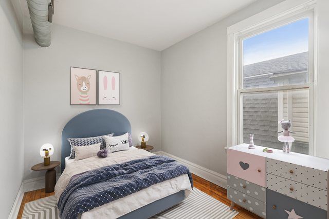 956 N TRUMBULL Avenue, Chicago, IL 60651