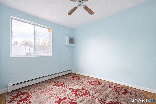 98 Scofield Avenue, Stamford, CT 06906