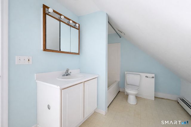 98 Scofield Avenue, Stamford, CT 06906