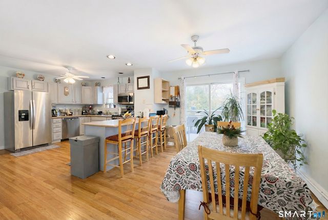 98 Scofield Avenue, Stamford, CT 06906