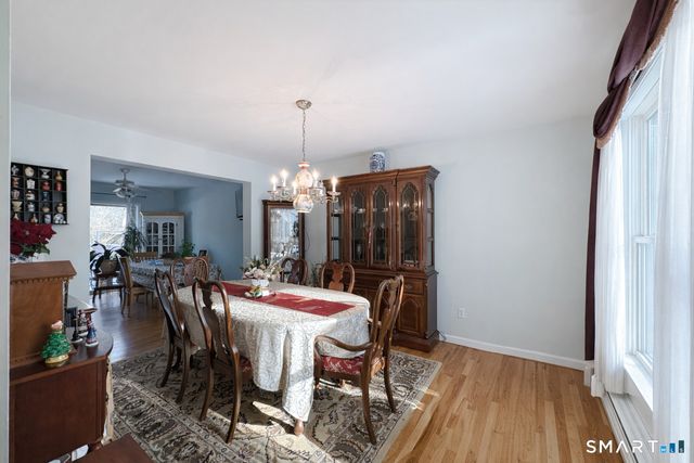 98 Scofield Avenue, Stamford, CT 06906