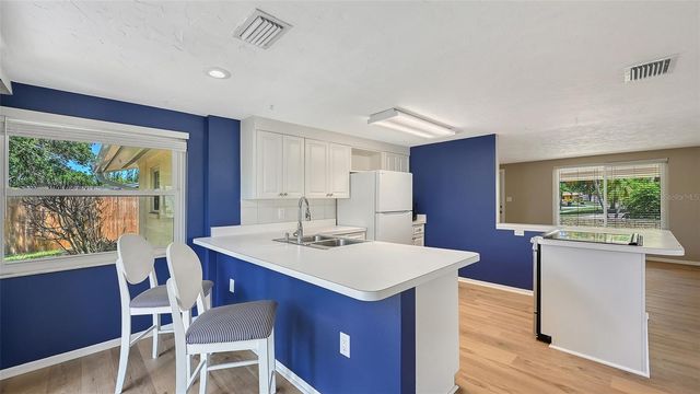 2706 WHITE SANDS DRIVE, Sarasota, FL 34231