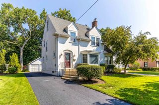 544 McKinley Avenue, Libertyville, IL 60048