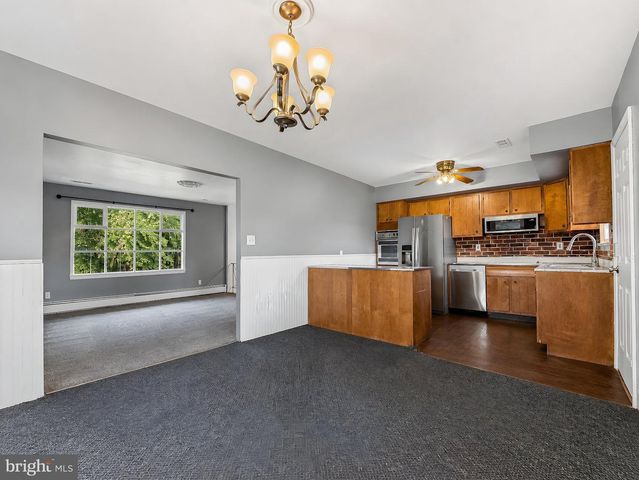 9814 OLD SOLOMONS ISLAND RD, Owings, MD 20736