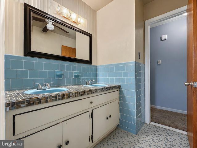 9814 OLD SOLOMONS ISLAND RD, Owings, MD 20736